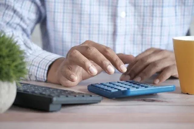 Taxe foncière des locaux professionnels : calcul et pièges